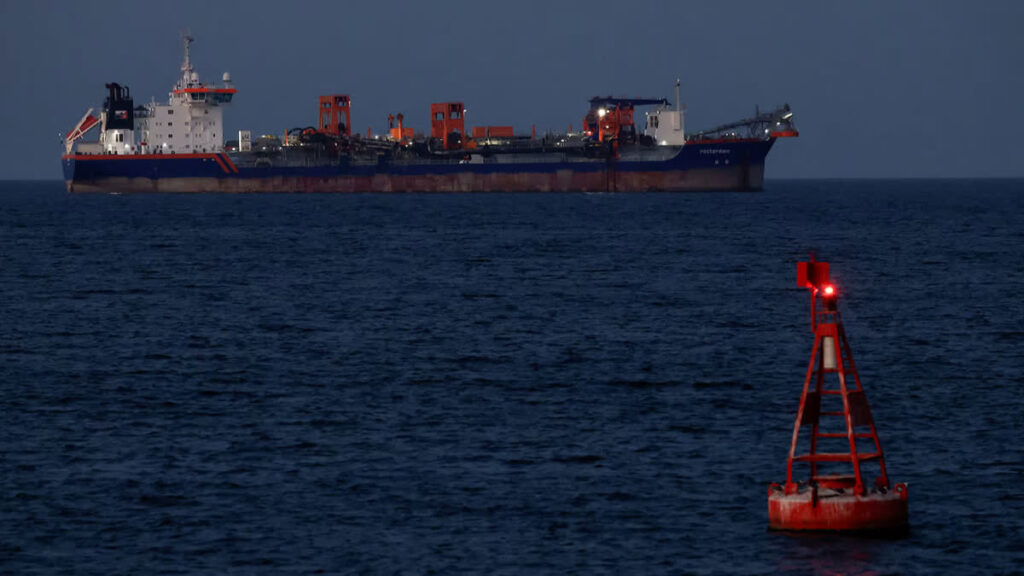 मध्य पूर्व संकट: ऊर्जा सुरक्षा और भारतीय जहाजों की सुरक्षित वापसी